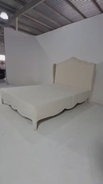Cama Classic