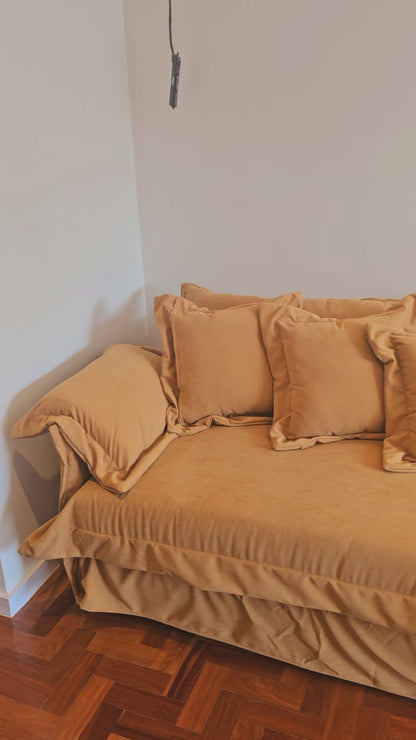 Sofá Essenza com Puff e Capa Removível Cinza